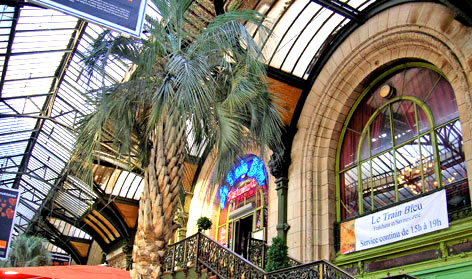 Le Train Bleu, Gare de Lyon. Copyright Cold Spring Press 2006-present.  All rights reserved.
