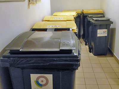 Meudon bins.  Photo by Madeleine Liegeon.  All rights reserved.