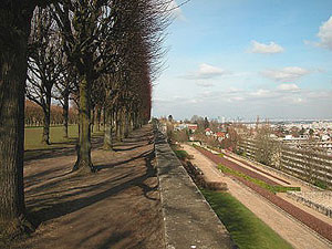 Grande Terrasse.  Photo credit:  Wikimedia.