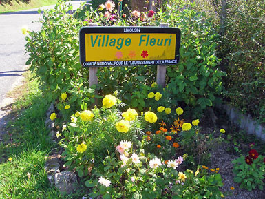 Ville Fleuri sign, Montrol-Sénard  Copyright Cold Spring Press.  All rights reserved.
