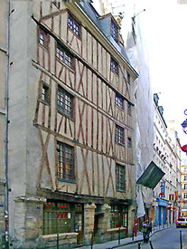 Dwelling at 3, rue Volta.  Photo credit: Wikimedia