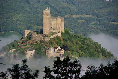 Najac Castle. Photo  Garth Bailey / photosbygar 2008-2011.  All rights reserved.