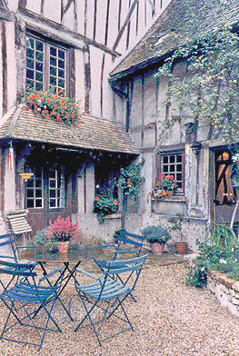 This 15th century ex-convent is home to Susan and her On Rue Tatin courses.  Photo: Michael Loomis.  All rights reserved.