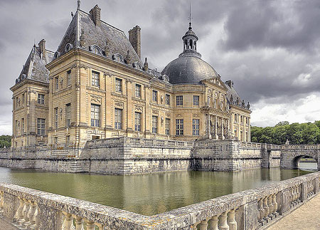 Chteau Vaux le Vicomte.  Photo credit:  Eric Plouhier.  All rights reserved.