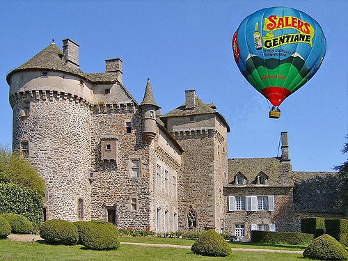 Chteau de la Vigne / Montgolfier balloon - Photo  2009 - 2010 by Famille de la Tour,  Chteau de la Vigne